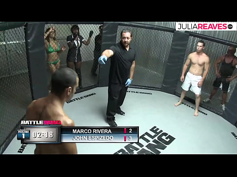 ❤️ Ultimate Fighter es folla a una noia número just després d'una baralla al ring ❤❌ Només porno a nosaltres ☑