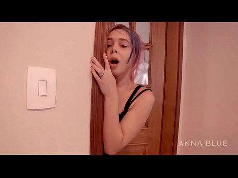 ❤️ Vaig tornar al meu germà. Vaig tenir sexe amb la seva xicota. retorn de lesbianes. ❤❌ Només porno a nosaltres ☑