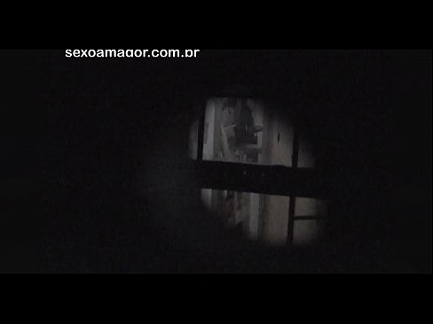 ❤️ Blondie és gravada en secret per un voyeur del barri amagat darrere de maons buits ❤❌ Només porno a nosaltres ☑